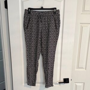 GAP Black and White Abstract Dot Print Joggers